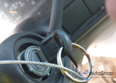 1999 Chevrolet C1500 Ls z USA, uszkodzony, nr VIN 1GCEC19R6XR140788